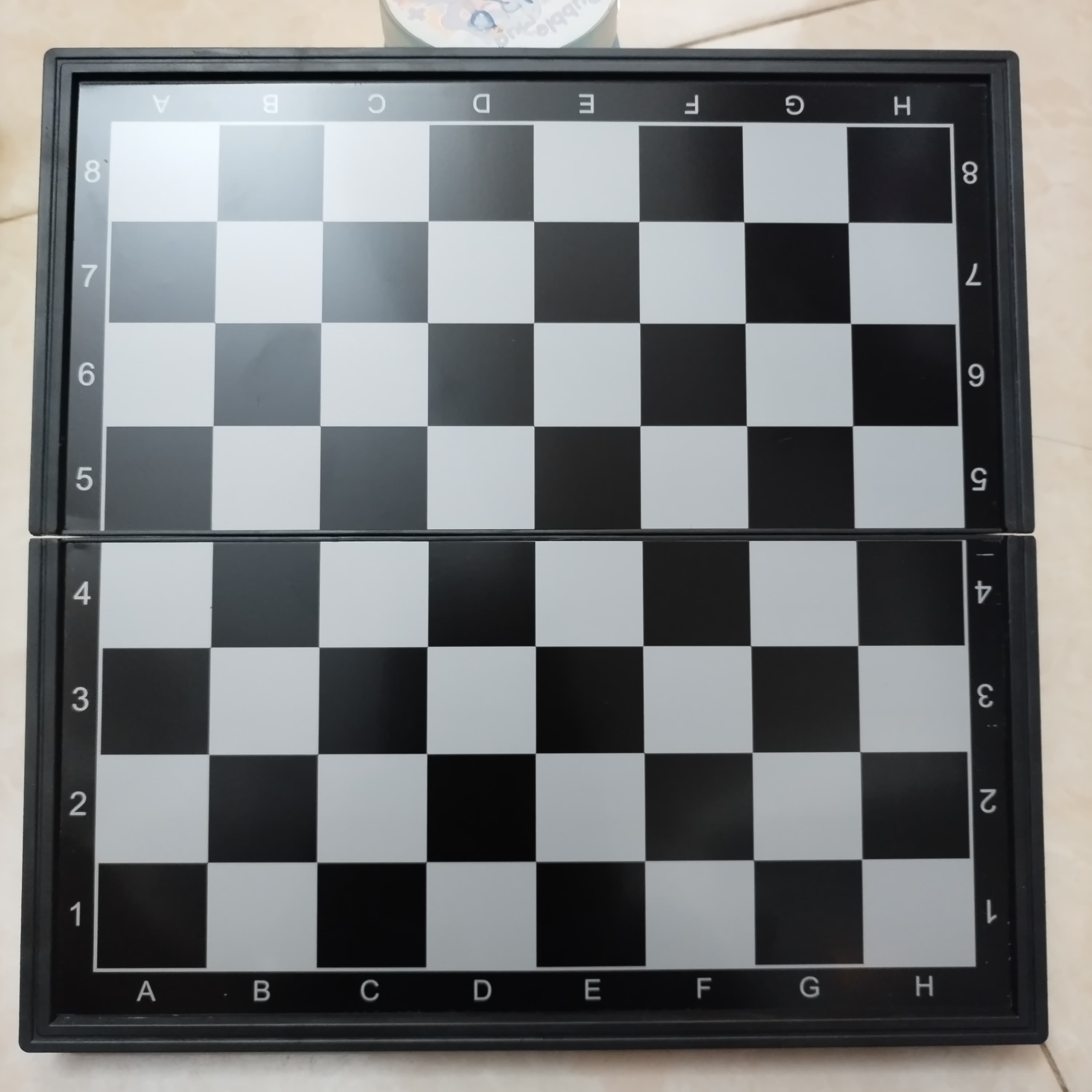 Magnetic Chess Set with Folding Board